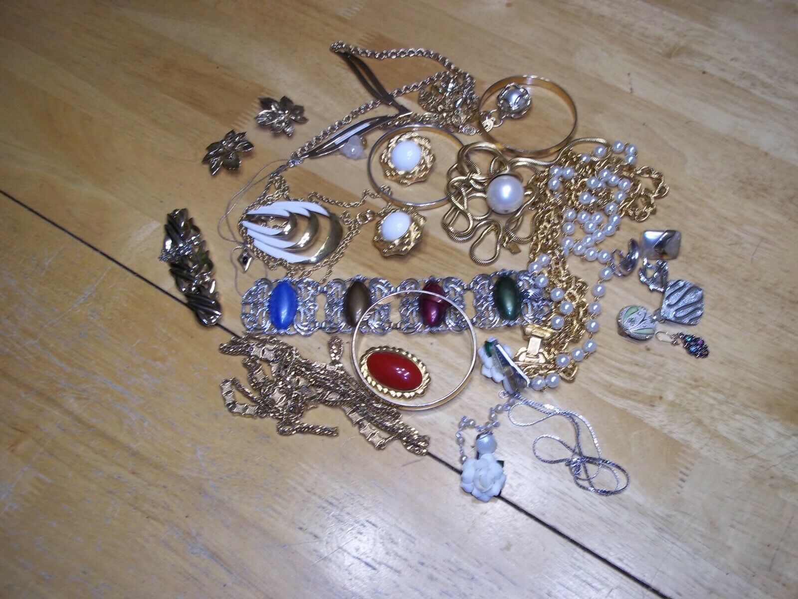 Jewelry Mixed Lot Signed  .26 Items